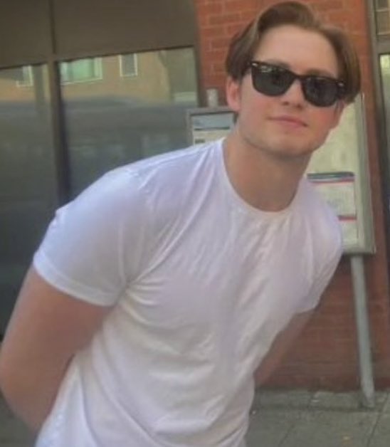 Ioverspring's tweet image. the side part is back u Guys nick nelson is Coming home