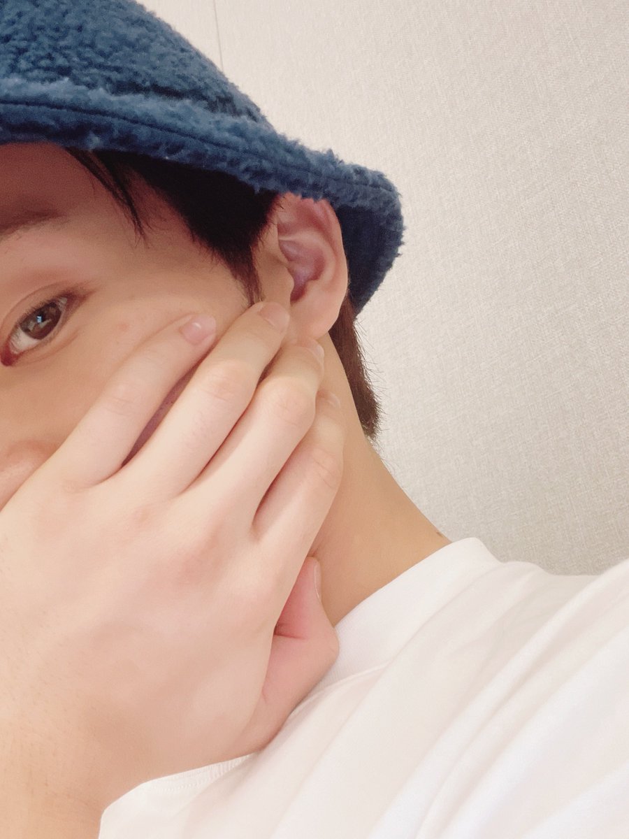 feedarchive's tweet photo. 220814 🐯💬 UPDATE 

“my hair grew out a lot…” https://t.co/nD05afWpdi