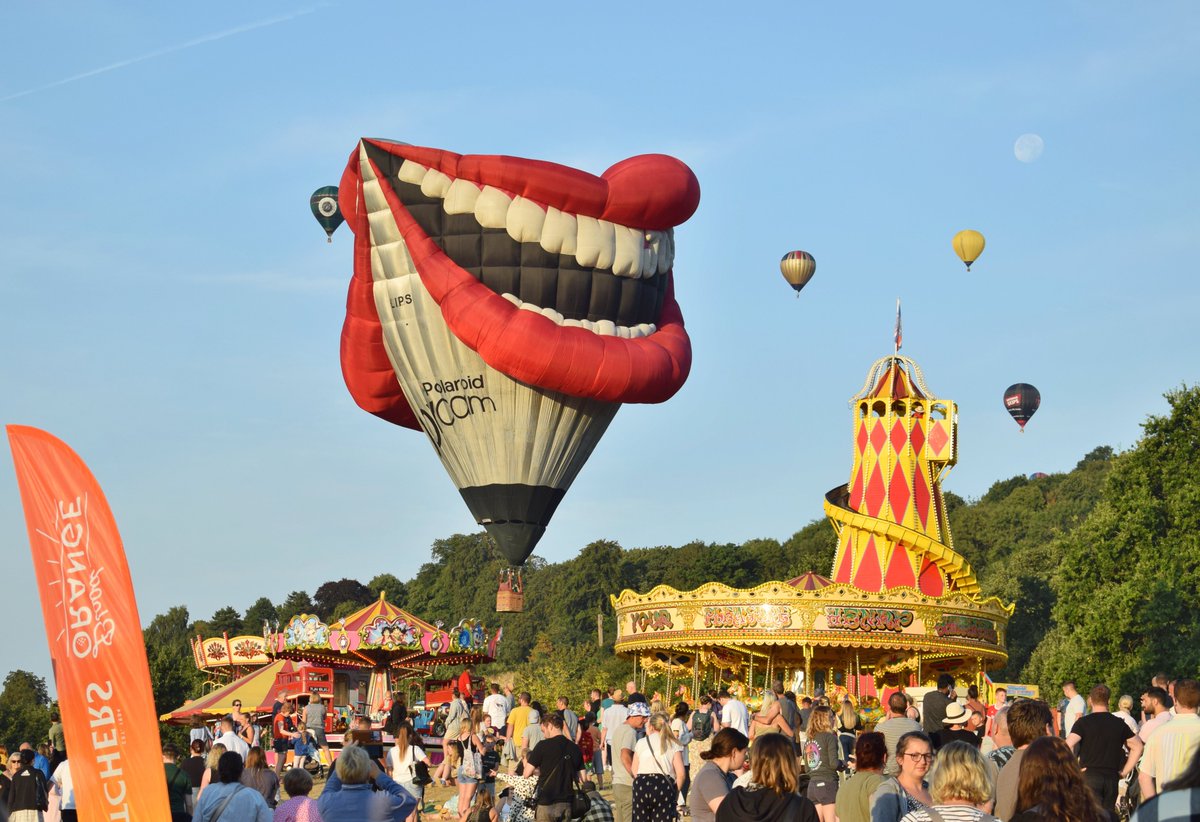 Dawson_PW's tweet photo. #BristolBalloonFiesta @bristolballoon @bbcrb @BBCBristol A great morning at the Bristol International Balloon Fiesta's final mass ascent of 2022! https://t.co/jGEY6QGxBK