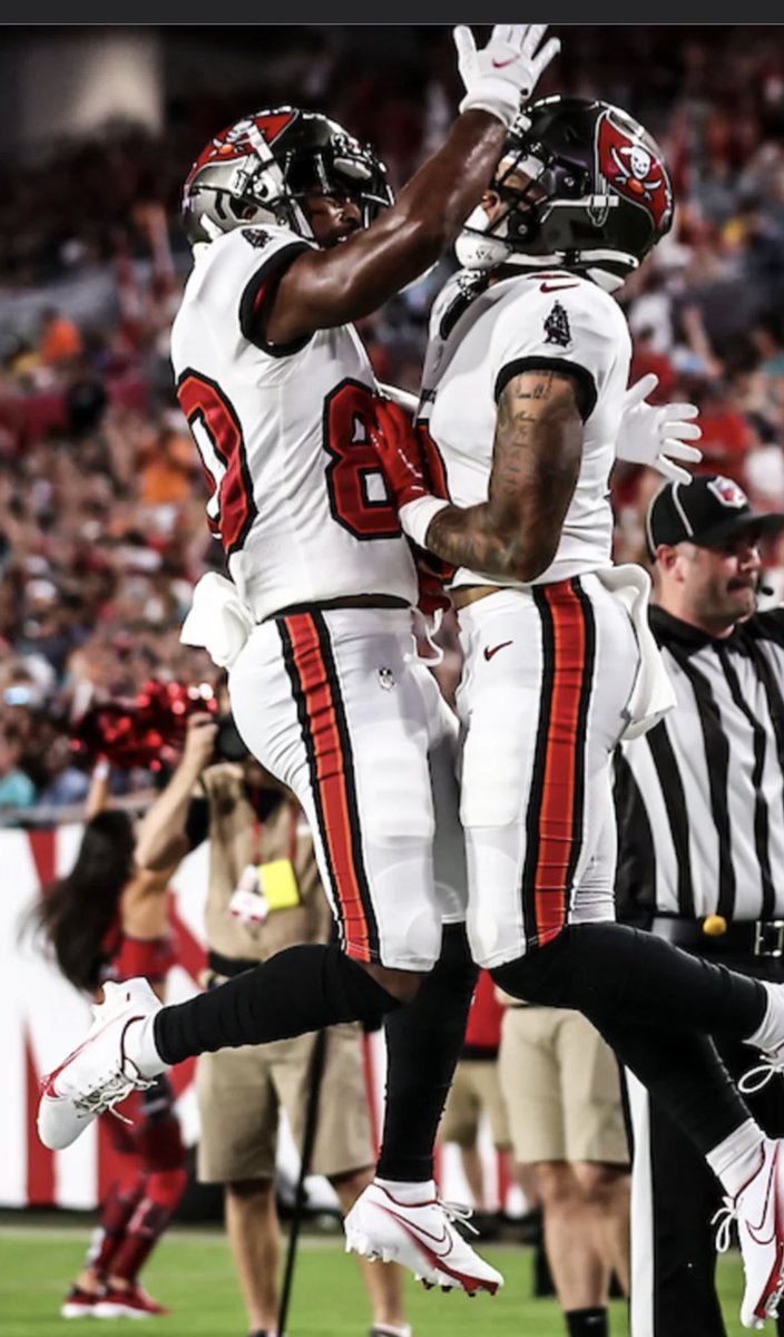 I feel like I have seen this before… some where…. <a href="/NCBulldogsAD/">Michael Landers</a> @KaylonGeiger3