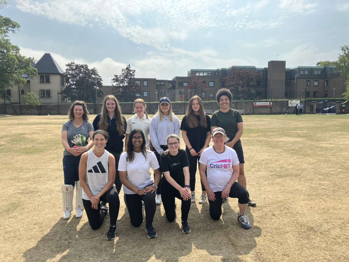 Meigle_Cricket's tweet photo. Well done to @meiglewomenscc &amp; @PerthDoocotCC Women whose collaboration XI saw a hardball win over splendid hosts @CarltonCricket Women 2nd XI today at Grange Loan
#thisgirlcan 🔥 https://t.co/atkwMcTLX4