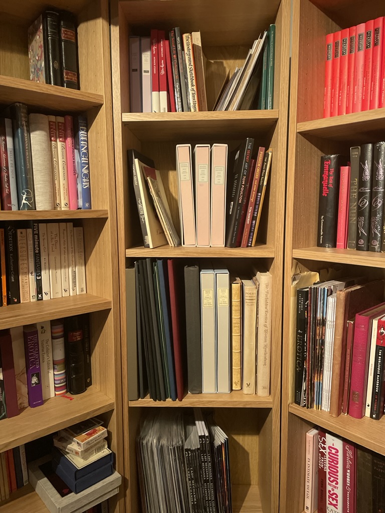 BlackClubBooks's tweet photo. @lilithsaintcrow Now following in case this gets off the ground. I may have some suggestions... https://t.co/VnVlBYA9j5