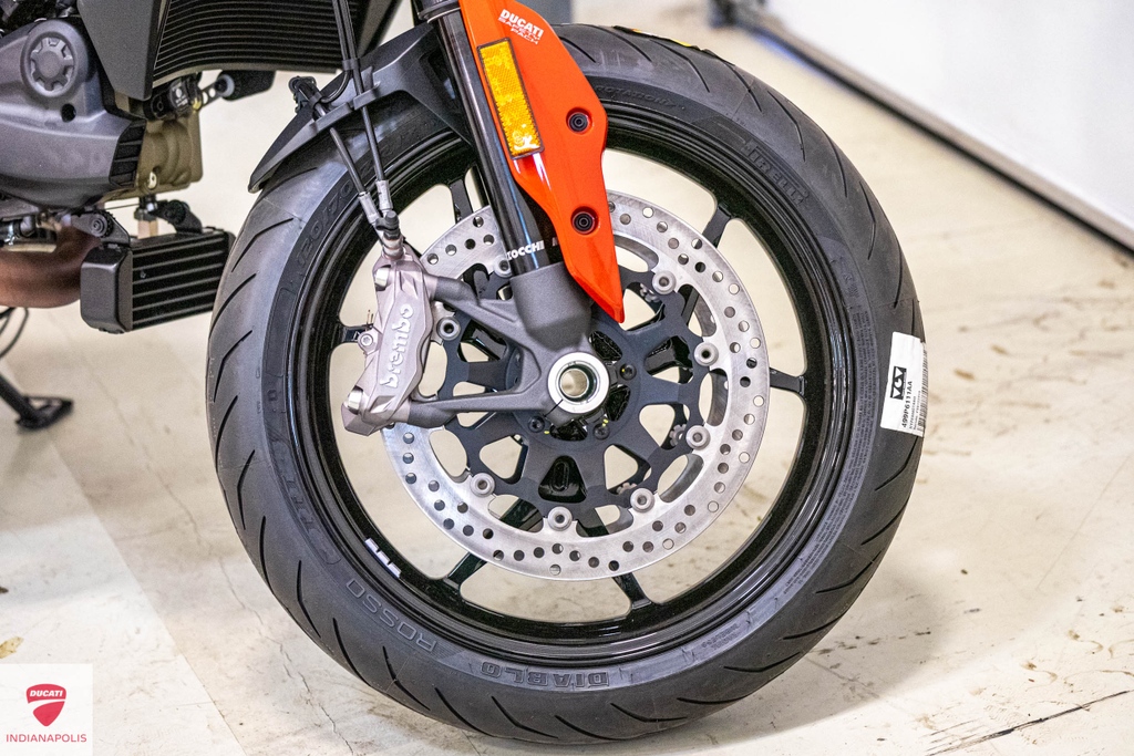 RahalDucati's tweet photo. Grab your helmet. It's time to ride!
Hypermotard 950
📞(317) 350-2030
📧Sales@Rahalducati.com
#RahalDucati #DucatiIndy
#Ducati #DucatiUSA #DucatiCorse
#HyperMotard https://t.co/G2FGf9HzHO