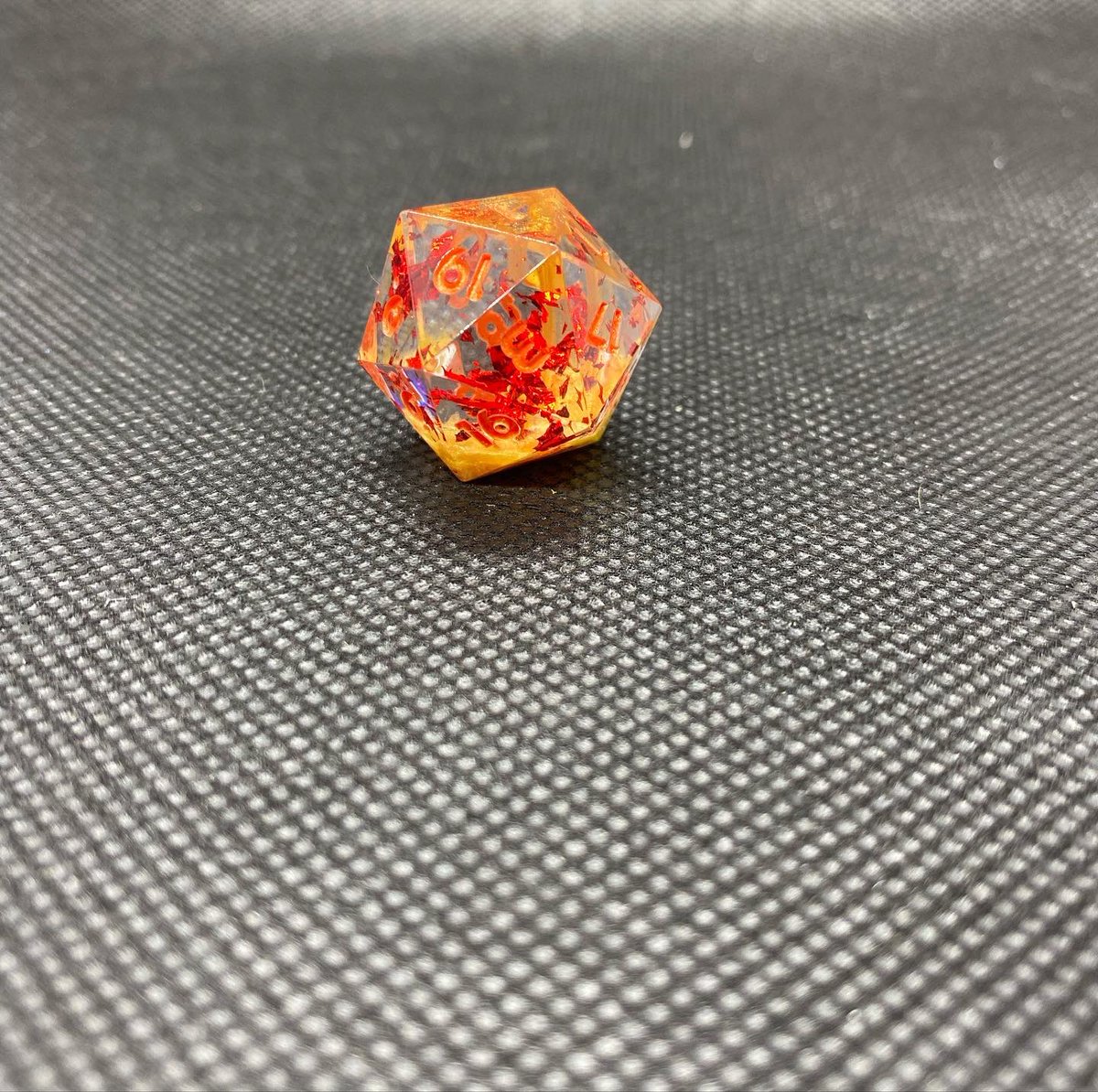 TheFoxsOddities's tweet photo. Single dice are on sale now until the end of August!!! You can check them out at the link in my bio! #dnd #dungeonsanddragons #dungeonsanddragons5e #dnd5e #dndmovie #honoramongthieves #ttrpg #dice #dicepull #diceroll #clacksmith #polyhedraldice #dnddice #ttrpgdice #smallbusiness https://t.co/C7A0icWRrm