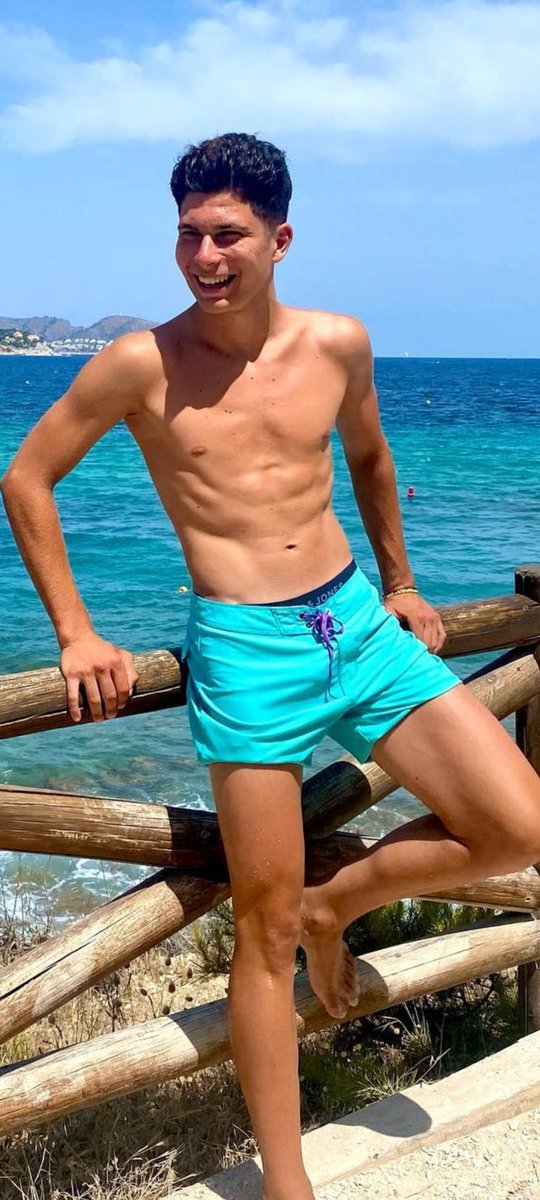 HotRacingDriver's tweet photo. #CT99 #CarlosTatay #Moto2 #Moto3
#HotRacingDriver #Shirtless #Abs #Sixpack https://t.co/nVFxTwa8JU