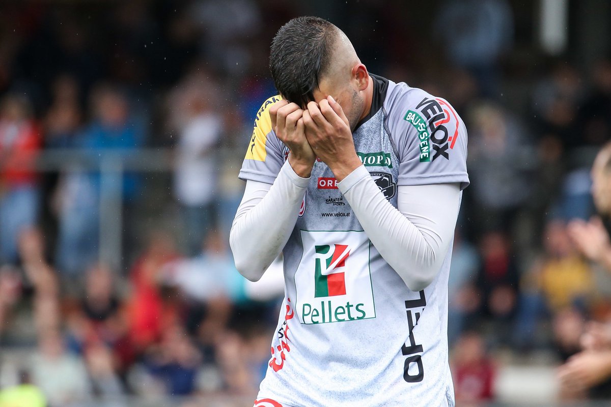 BaiTaribo's tweet photo. Salzburg - WAC 2️⃣:1️⃣

#RBSWAC https://t.co/oSiKIRVLXK