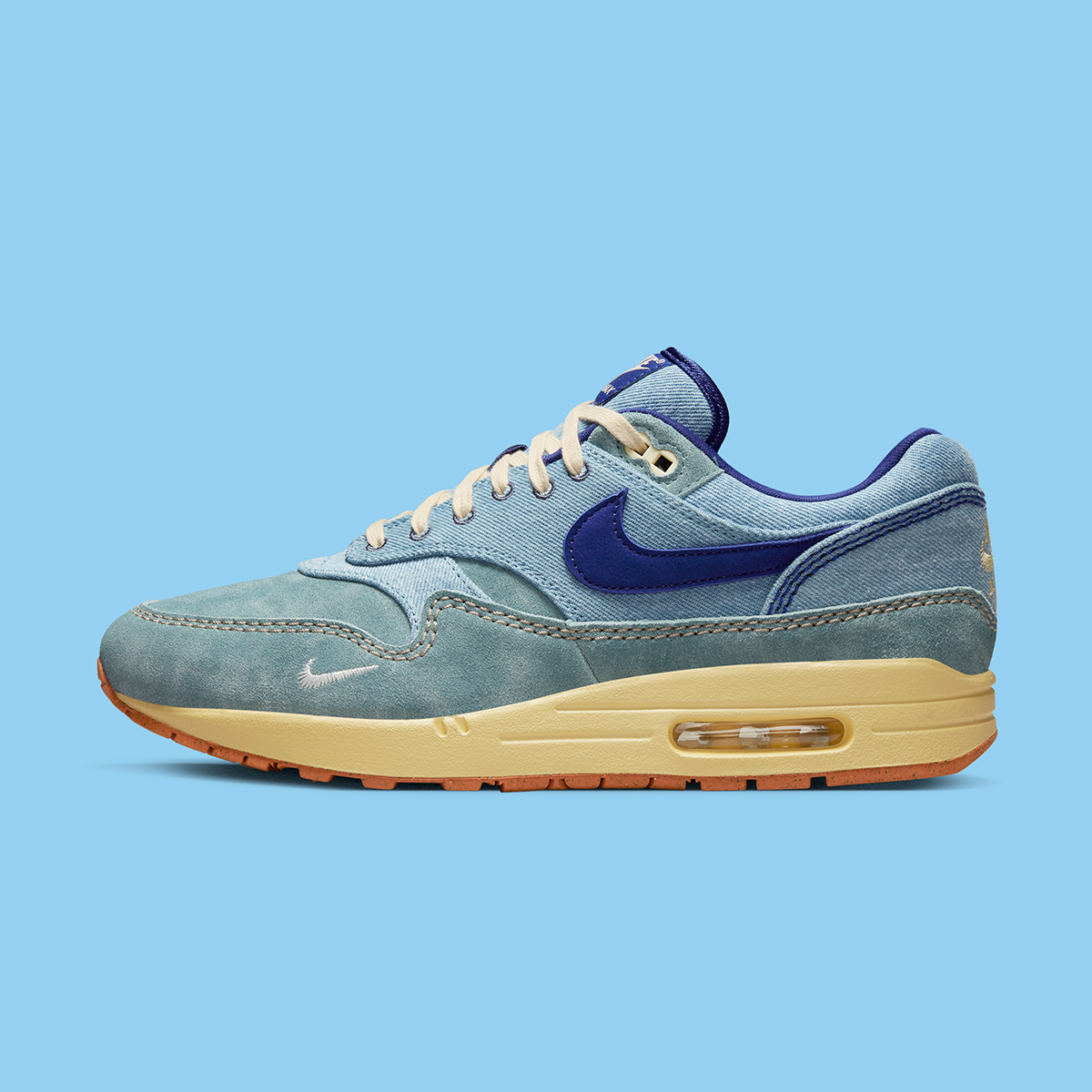 houseofheat's tweet photo. The Nike Air Max 1 ��Dirty Denim” drops August 26 👖

DETAILS: https://t.co/kwWOjkCU0B https://t.co/Tt3SD2Ve6w
