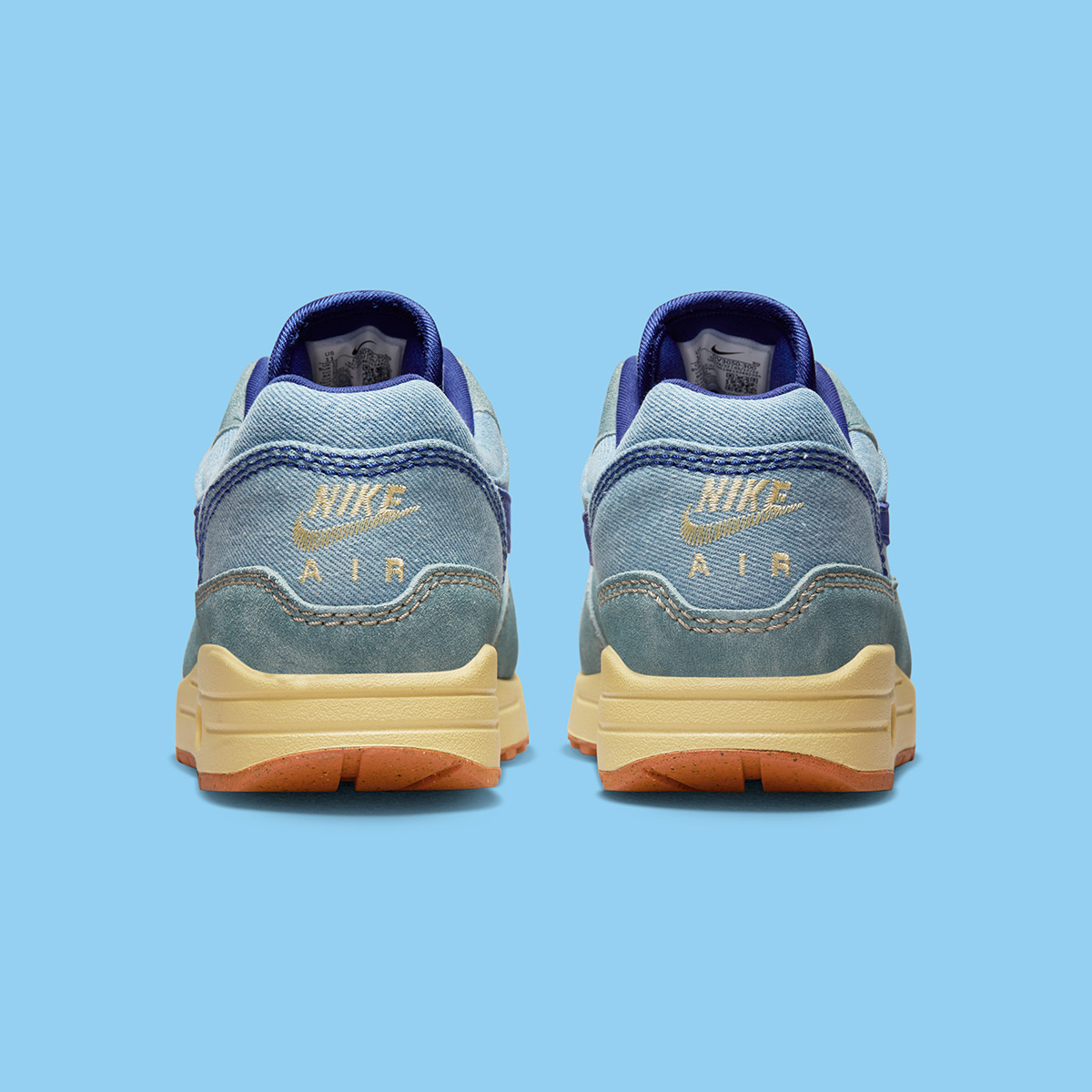 houseofheat's tweet photo. The Nike Air Max 1 ��Dirty Denim” drops August 26 👖

DETAILS: https://t.co/kwWOjkCU0B https://t.co/Tt3SD2Ve6w