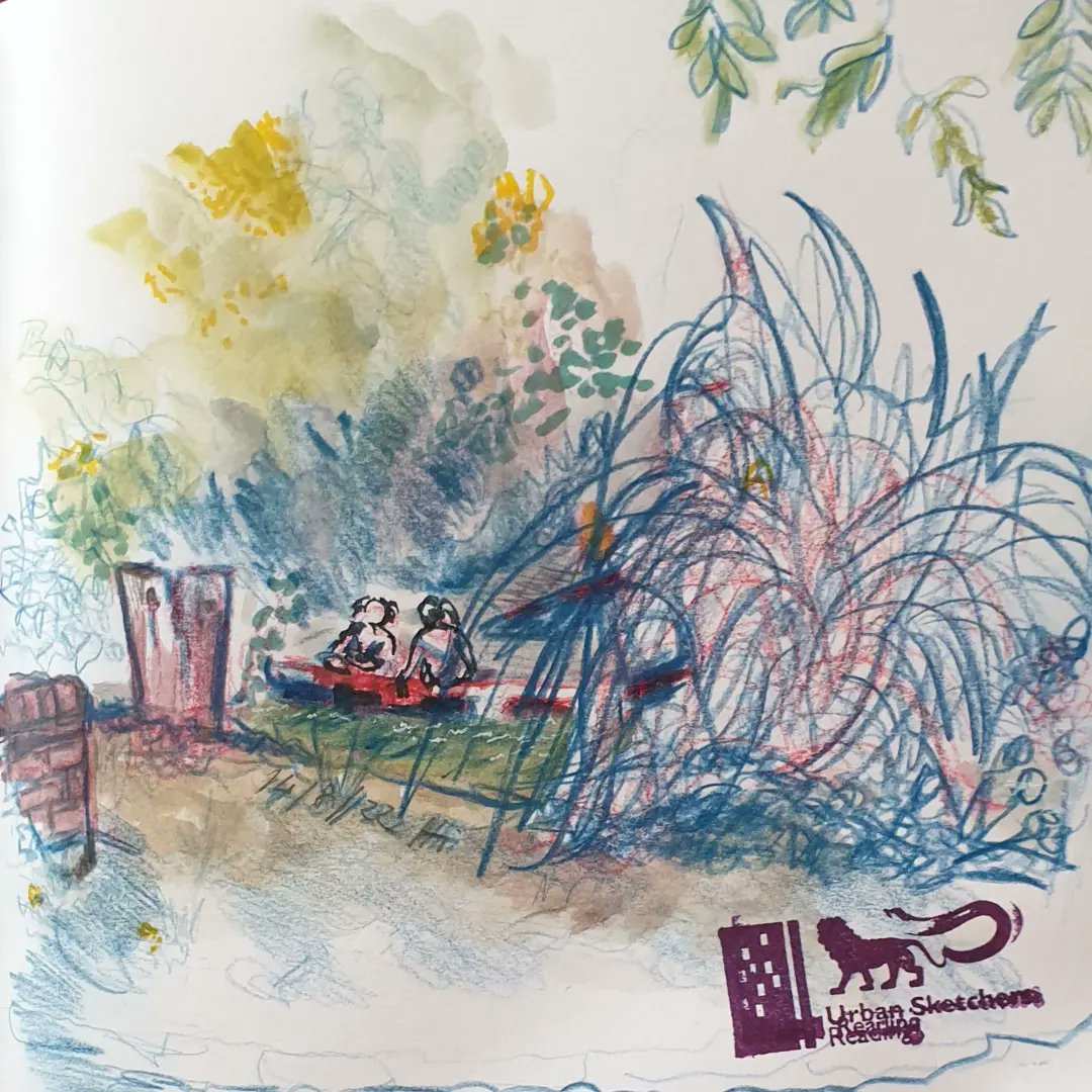 humajehan's tweet photo. Fun afternoon #urbansketching by Caversham Weir today with @rdgsketchers #rdguk #uskreading #usk. Thanks to @NSchofieldArt for organising today's do. https://t.co/mu84JgOyi7