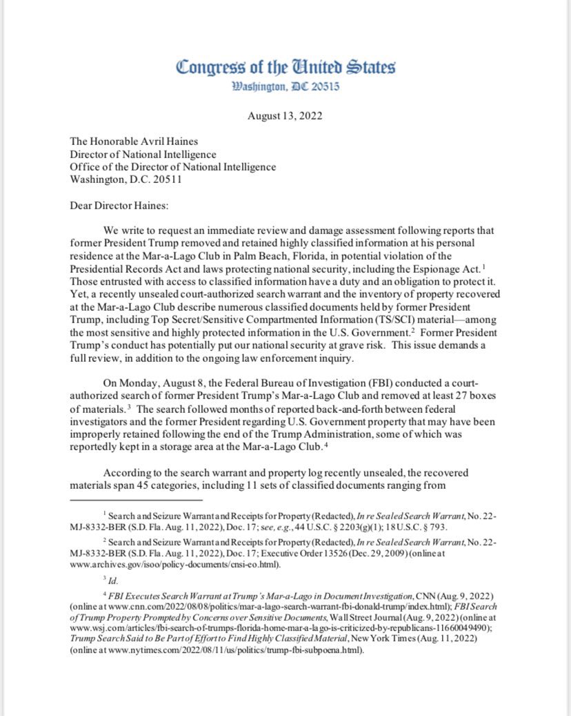 f_philippot's tweet photo. Le Congrès américain demande accès aux documents saisis chez Trump !
➡️ Excellent ! Nous aussi, on veut le dossier « President of France » ! https://t.co/HqRLw1owJG