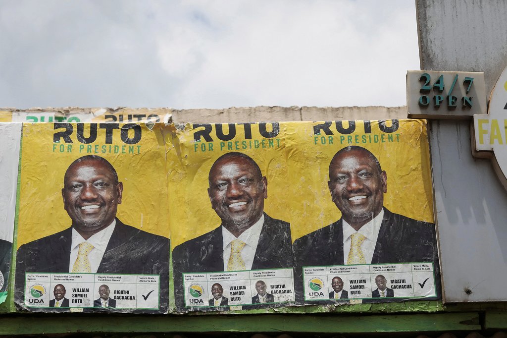 William Ruto edges ahead in Kenya’s presidential race with 51.25% of the vote aje.io/s9b9rr