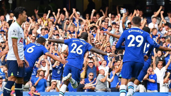 vavelzone's tweet photo. Kalidou Koulibaly's first goal in the colors of Chelsea, and what a goal. 💙 https://t.co/friHdfOmxg