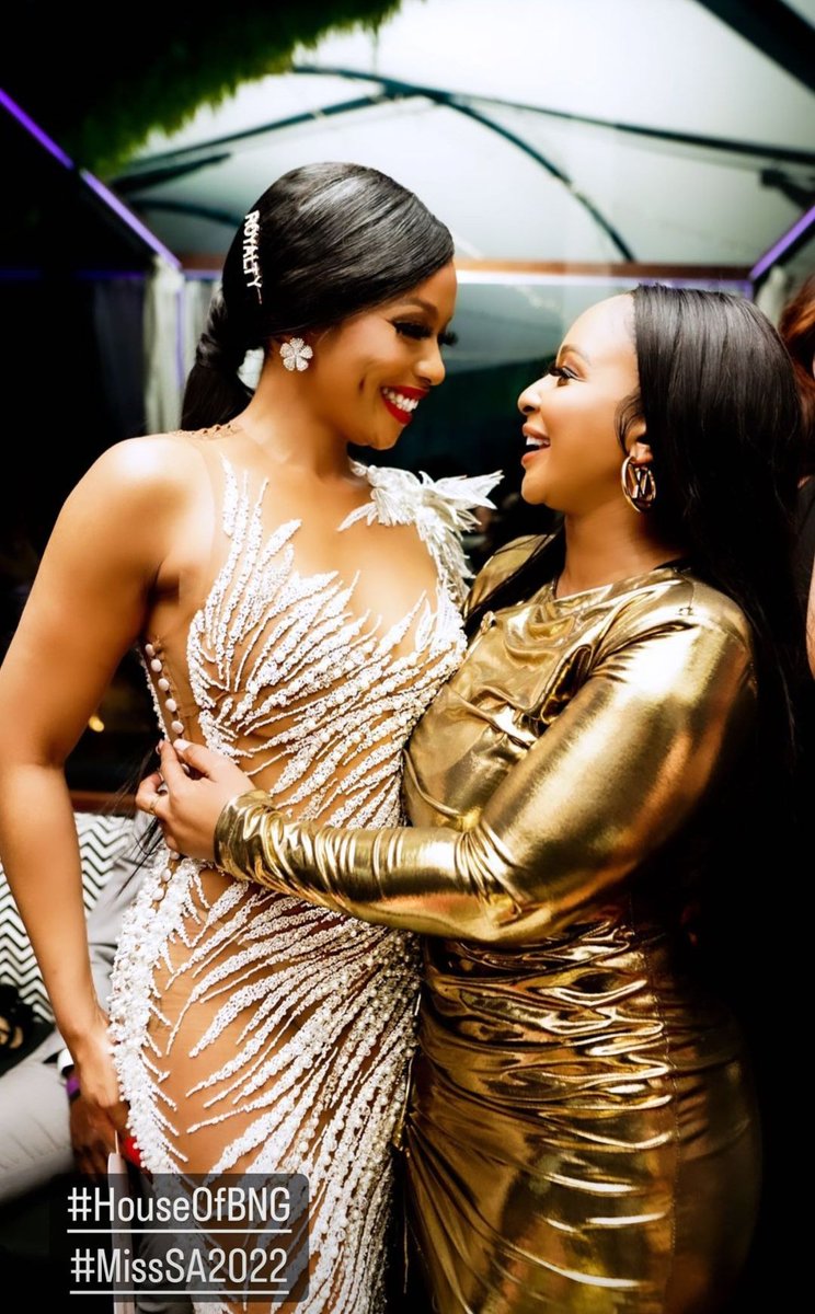 The_BForce's tweet photo. B x B 😍❤️
#MissSA2022 #HouseOfBNG 
@Bonang @Boity https://t.co/mmsiD1w9Ee