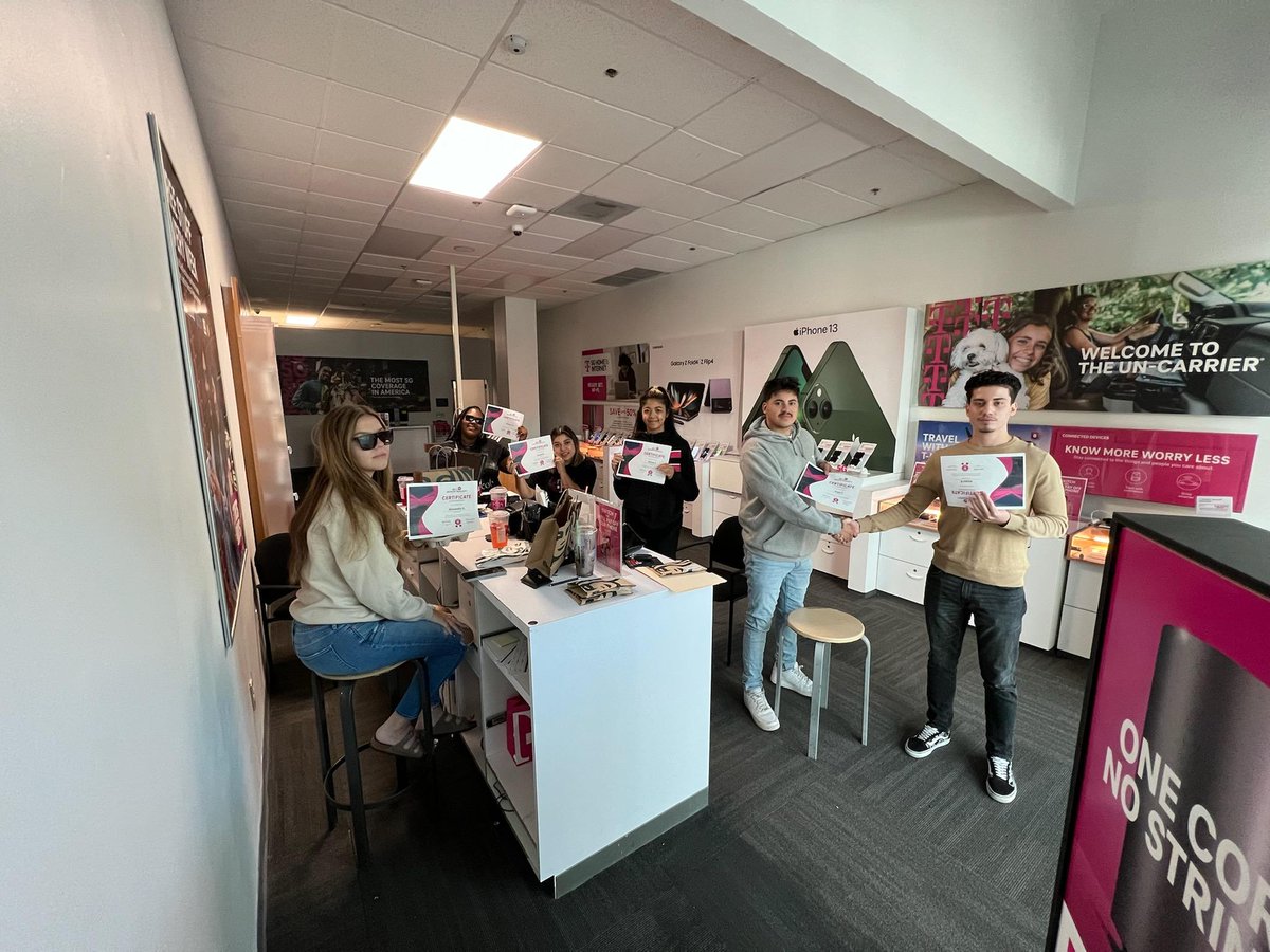 Network Grads all over TPR Sac! Teams are ready to spread the our Network advantage with all. <a href="/FrankAkers/">Frank Akers</a>