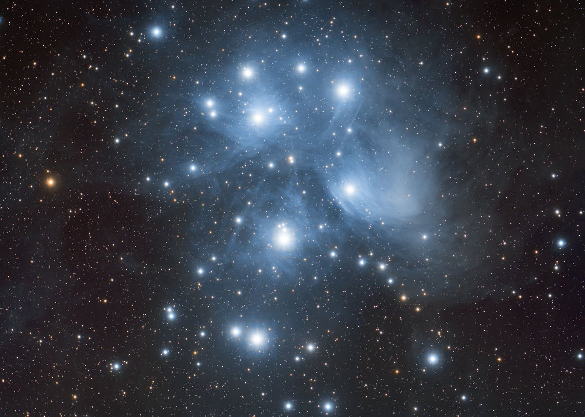 mriveraliguez's tweet photo. Anticipando los que nos traerá el cosmos en la primera, cúmulo m45 procesado con los datos facilitados por un colega de Copiapó. Simplemente las Pléyades
#asairplus
#astrophotography
#pixinsigh
#Space
#asizwo294pro
#Astronomik https://t.co/A94pbU4pXB