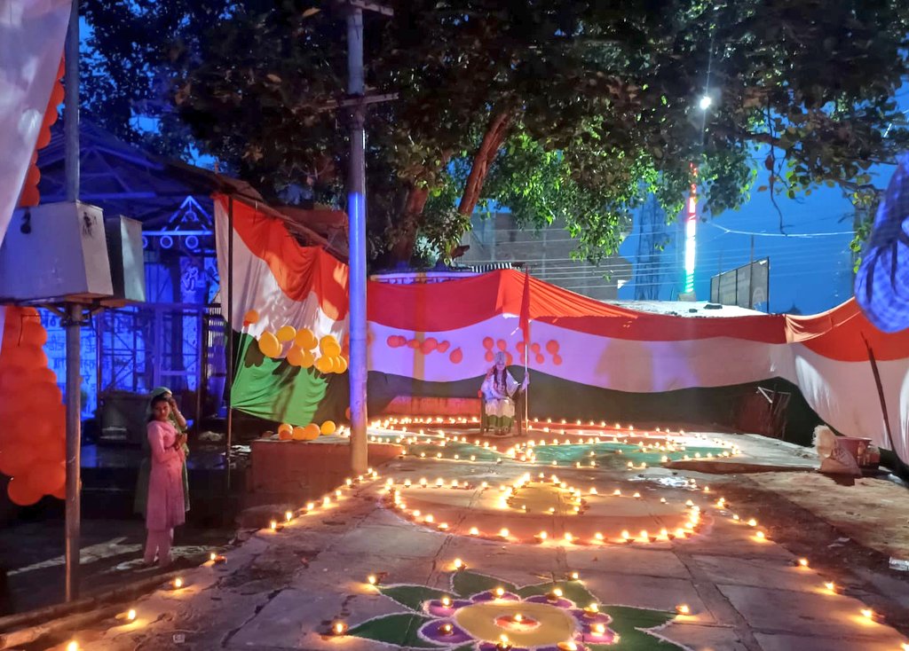 abvpforkanpur's tweet image. अभाविप हमीरपुर जिले की मौदहा नगर इकाई द्वारा अखण्ड भारत संकल्प यात्रा व अखंड भारत दीपोत्सव कार्यक्रम का आयोजन किया गया ।।
#ABVPTirangaRally #अखंड_भारत_दीपोत्सव