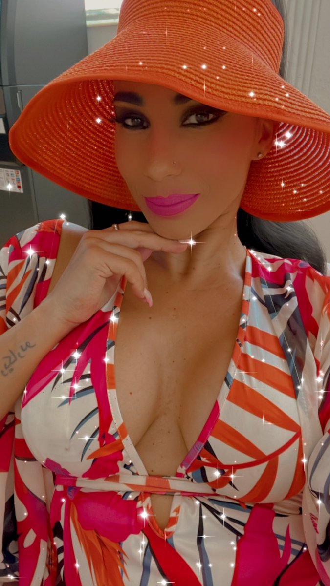barbychivilo's tweet photo. Happy Sunday!!!! #me #love #miami #summer #miamibeach #smile #life #viral #style #mystyle #sunday #happy https://t.co/dg1702s6Ci