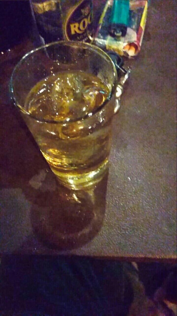ItsNow20's tweet photo. ชิว.🍺 #สุโขทัย https://t.co/gQ2U5OWwSs