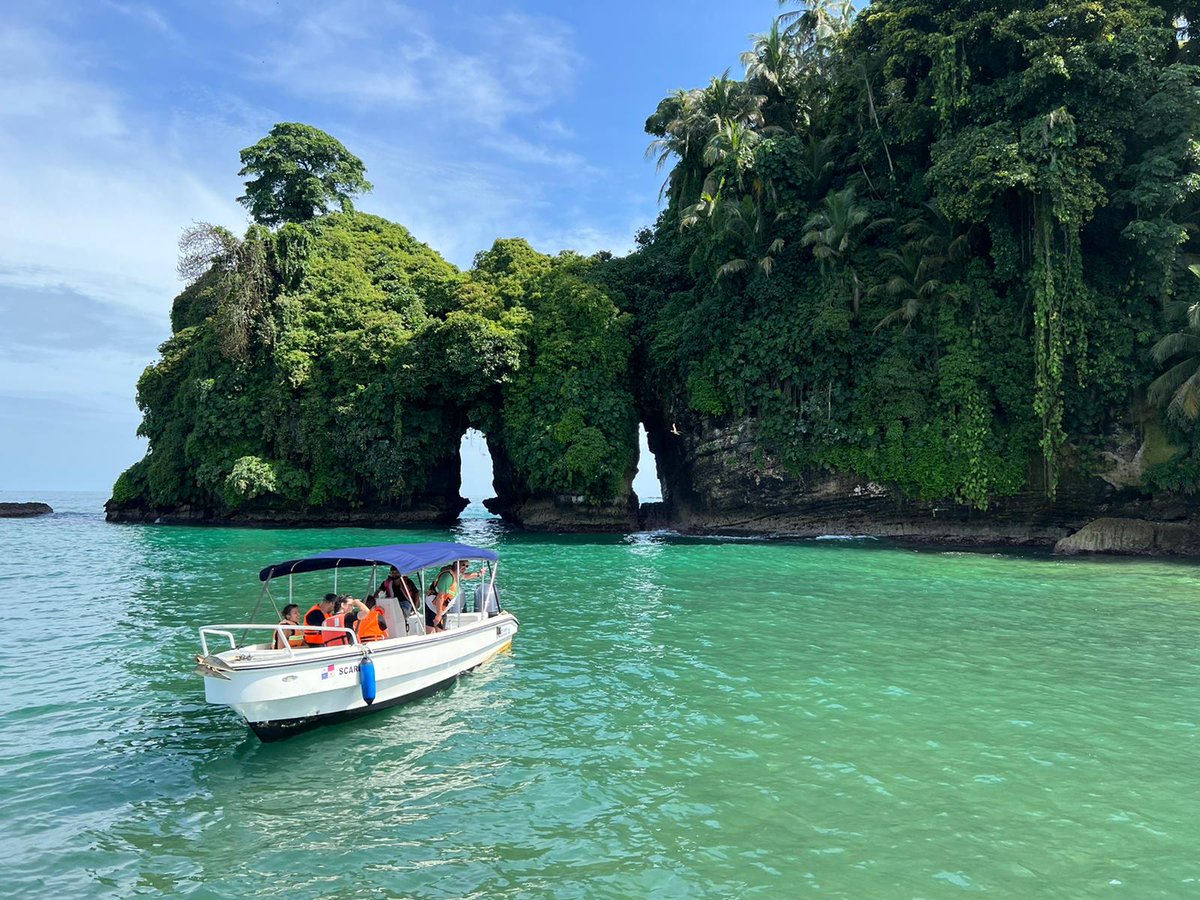 Happy sunday!! Missing this view, experience and missing the guys!! 

📷 by <a href="/beroe/">stevehaddock.bsky</a>