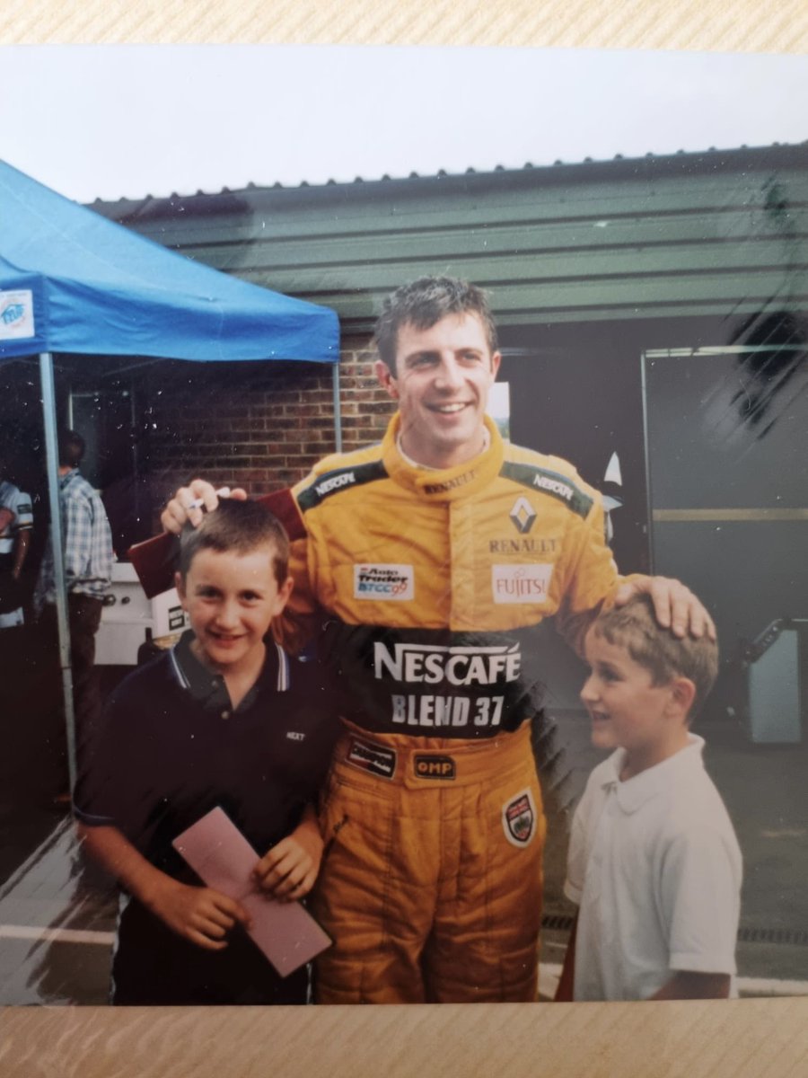 JamiePuddAllen's tweet photo. 2 photos of me with @jasonplato just 23 years apart, both at @SnettertonMSV . Been a great weekend watching the @BTCC racing and good to see good results for Plato too https://t.co/Wbz00narP0