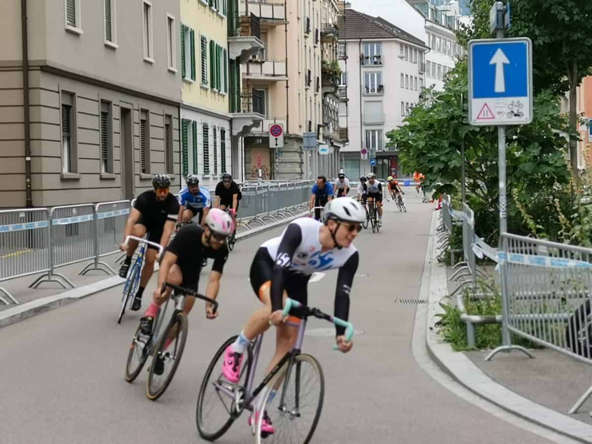 Velorennen im Sihlfeld-Quartier am Samstag, 20.8.2022 von 12-23 Uhr - 8004.ch/velorennen-im-…