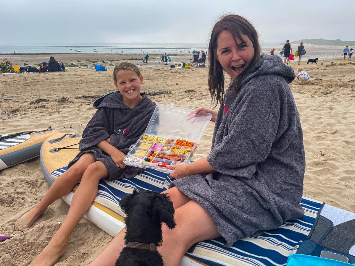 heppdt's tweet photo. Doesn’t get much better than a morning of ‘SUPing’ and ‘Snackling’ at #Beadnell in #Northumberland - great fun 🏖🤩🐠🌊 #paddleboard #snackle #dogonapaddleboard #summerholidays https://t.co/LLTm9qArRe