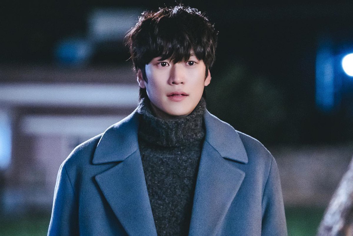 Mewie_shiny's tweet photo. [Still Cuts] Soo-Kwang waiting for New Seulbi #JinxedatFirstEp16 #JinxedatFirst 👑🧸🔮⚡️🐟🍭#NaInWoo #나인우 #นาอินอู #SeoHyun #서현 #ซอฮยอน #징크스의연인 #TheJinxsLover https://t.co/UAT4ZulP08