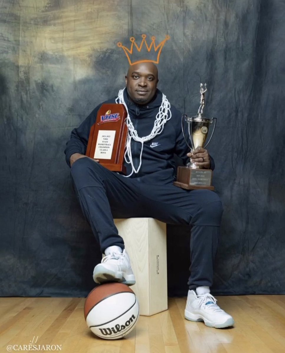 BoysVarina's tweet photo. Happy Birthday Coach Boom @Djboomva https://t.co/PQgsaGqg31