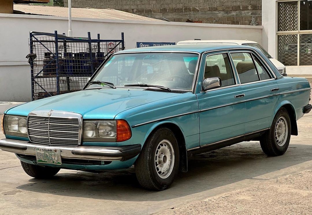 Autorush2's tweet image. 🚘: 1982 MERCEDES-BENZ 230E 
PRICE: 1 million naira only
Location: Lagos
Call/WhatsApp: 09056871781