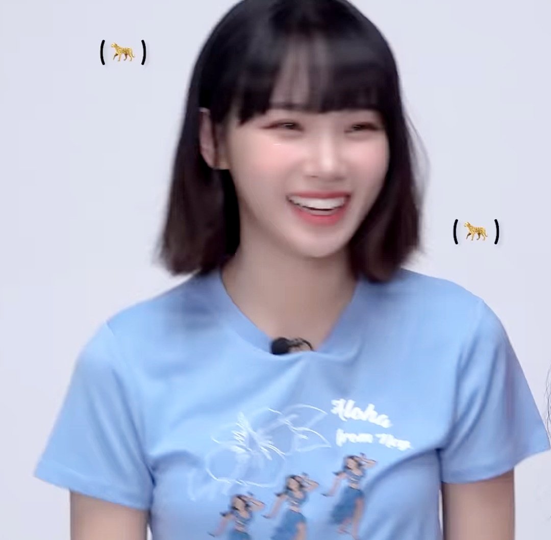 chaerudd's tweet photo. 어떻게. . 채원이 웃는 거 너무 예쁘고 좋아 . . https://t.co/k7LTmCJAJo