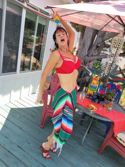 Viva La Fiesta's https://t.co/XSckiQCAoe