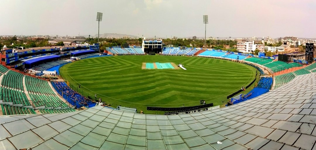 WSWFederation's tweet photo. In exactly an hour, we will come live from one of the oldest, yet most beautiful stadium and city of India! 

Jaipur, get ready for biggest party of Indian Summer! 🔥🚩

#WSWSandsOfTime https://t.co/W7C33bitaD
