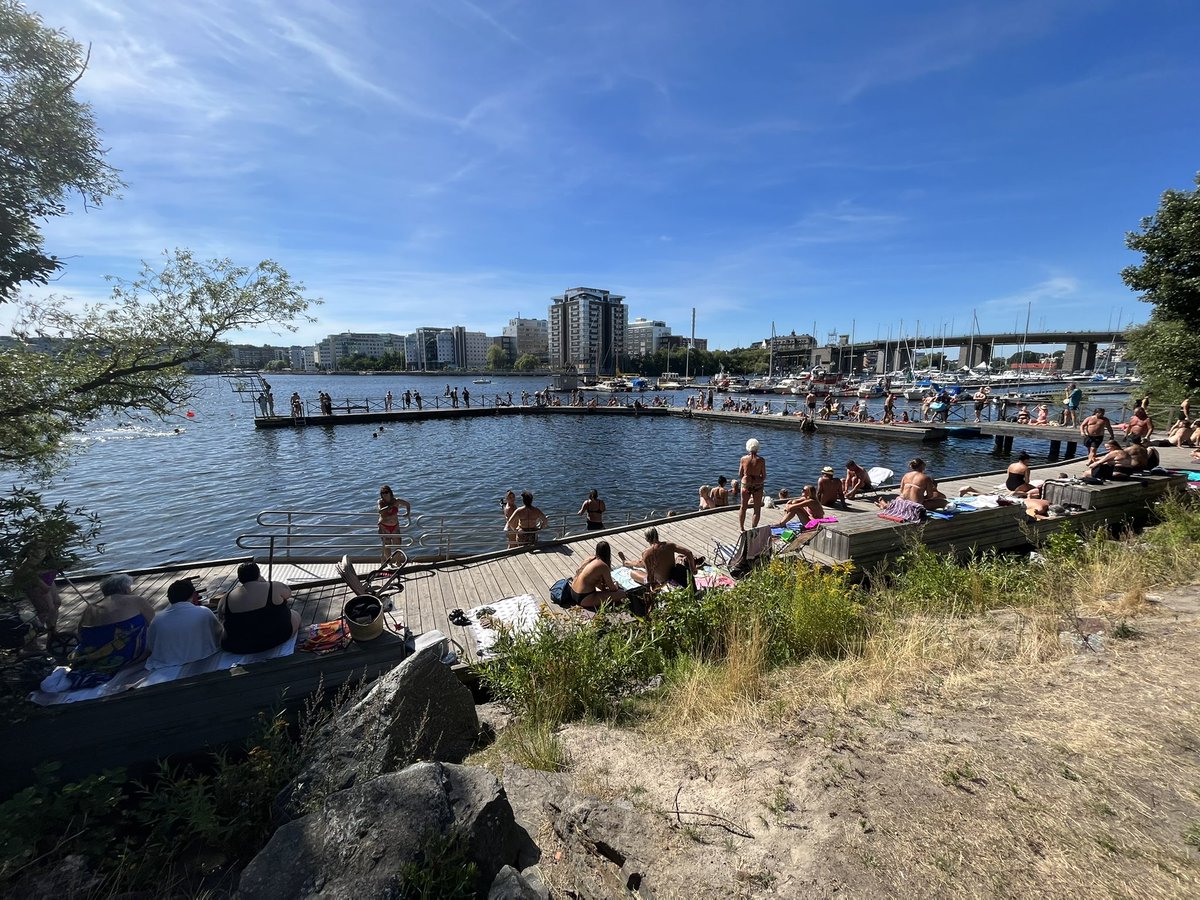 speedupdating's tweet photo. What’s stopping Cardiff Bay being a bit more Tantobadet?
#simmar #söndag #stockholm ☀️🇸🇪 https://t.co/T2B5gzxF33