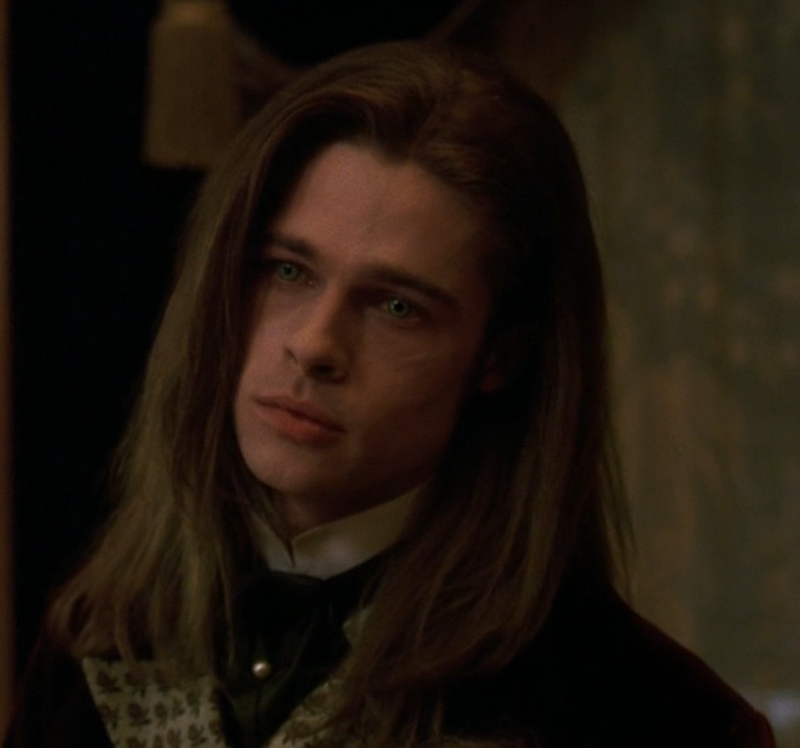 Брэд питт с длинными волосами интервью с вампиром. Брэд питт интервью с вампиром. Брэд питт интервью с вампиром. Интервью с вампиром луи де пон дю лак. Брэд питт вампир.