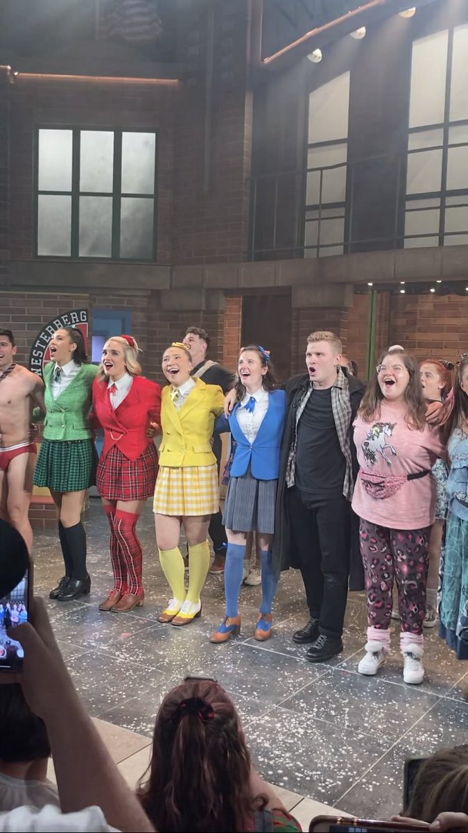 charschapter's tweet photo. Another beautiful day at Westerberg yesterday! ❤️💛💚💙🖤 @HeathersMusical https://t.co/lEYCsUCxjr