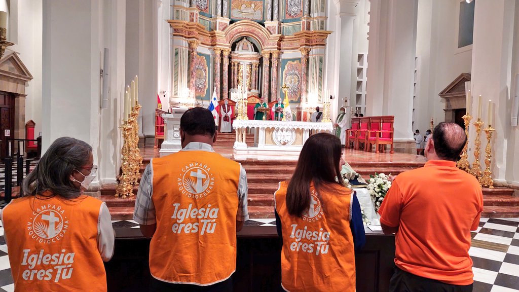 criticaenlinea's tweet photo. Arzobispo de #Panamá, José Domingo Ulloa recuerda en su homilía dominical el "Día Internacional de los Pueblos Indígenas" y recueda el inicio de la fase de solidaridad de la Campaña Arquidiocesana con su lema #DaLaMano. https://t.co/nTewjNrKQN