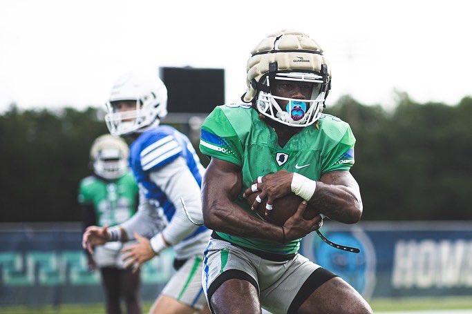 coach_3K's tweet photo. 1st week of fall camp in the books. I put blood, sweat, and tears into this 💩 NOBODY CAN STOP WHAT GOD HAS PLANNED FOR ME #1of1
#FreeC #FreeDraco #lltrap❤️ https://t.co/XZTIDtMDmT