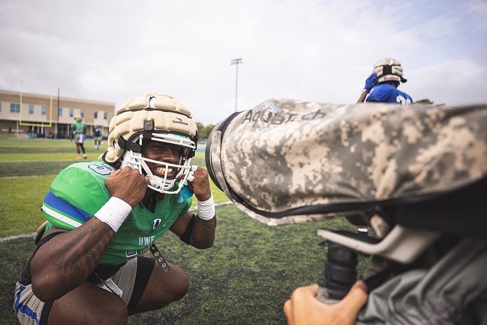 coach_3K's tweet photo. 1st week of fall camp in the books. I put blood, sweat, and tears into this 💩 NOBODY CAN STOP WHAT GOD HAS PLANNED FOR ME #1of1
#FreeC #FreeDraco #lltrap❤️ https://t.co/XZTIDtMDmT
