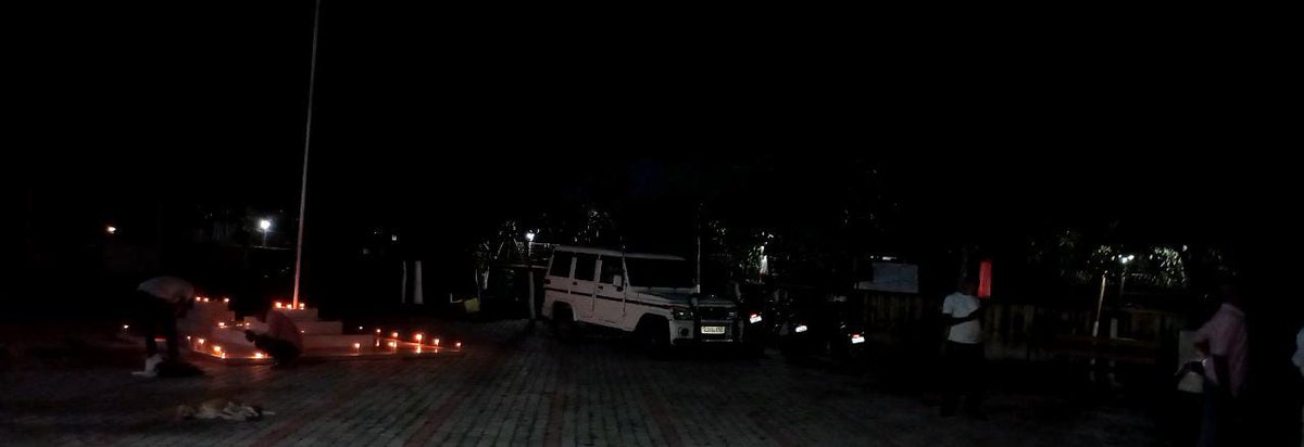 KokrajharPolice's tweet photo. #Dotma Police Station
#AzadiKaAmritMahotsav
#HarGharTiranga
#HarGharTirangaAssam
@PMOIndia
@HMOIndia
@MinOfCultureGoI
@CMOfficeAssam
@himantabiswa
@DGPAssamPolice
@assampolice https://t.co/T4BoiieQb7