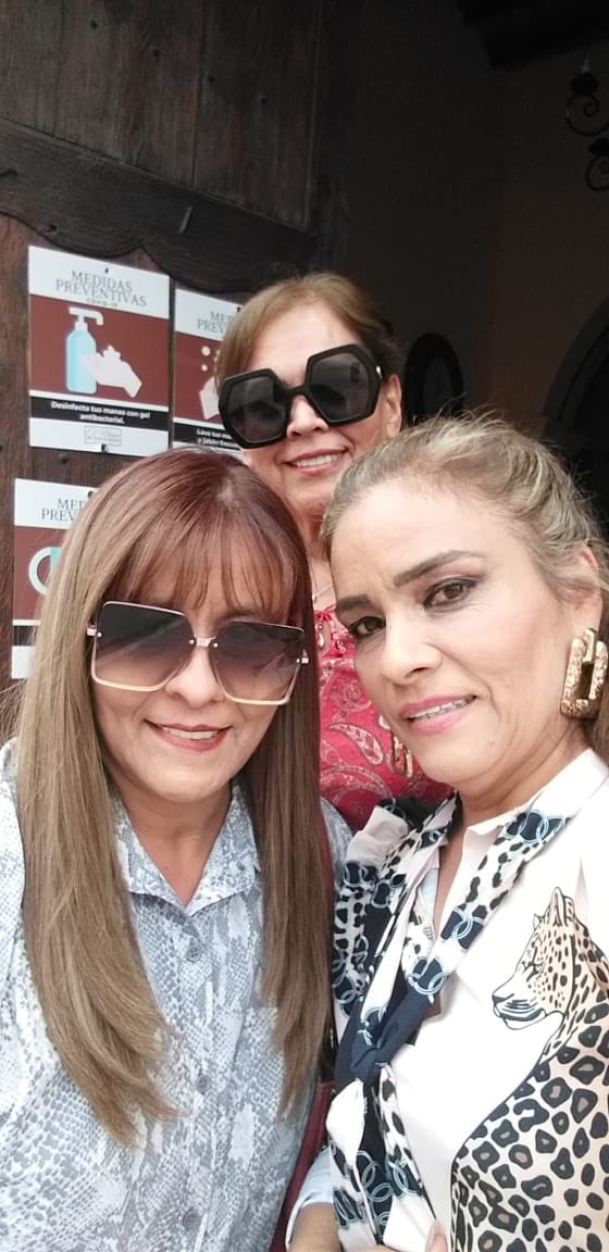 LourdesNnn's tweet photo. BaileGalaParras❤️ https://t.co/QCNNR5mvPR