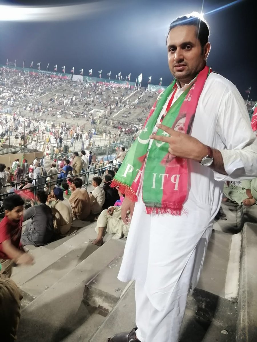 iamriaz381's tweet photo. آزادی کے ٧۵ برس۔۔

بغیر اس کے کہاں ممکن تھی شناخت میری
میرا ملک میرے شجرہ نصب کی طرح ہے

آزادی مبارک 🇵🇰🇵🇰✌

#جشن_آزادی_کپتان_کے_سنگ
#PTILahoreJalsa
#حقیقی_آزادی_جلسہ https://t.co/zQkzSGKPLV