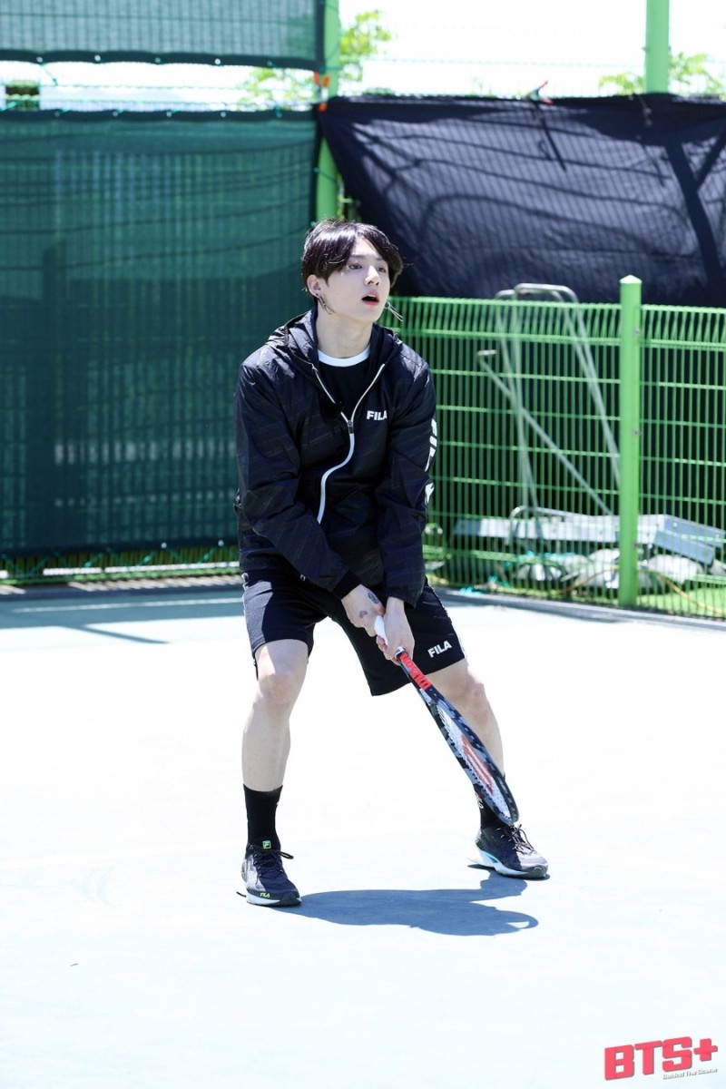 eddythem4's tweet photo. 파도가 끝도 없이 밀려오듯이 우리의 가능성도 무한할 거야
- JK

#jhope_ARSON #JackInTheBox #jhope
@BTS_twt https://t.co/hrj4z6RKcR