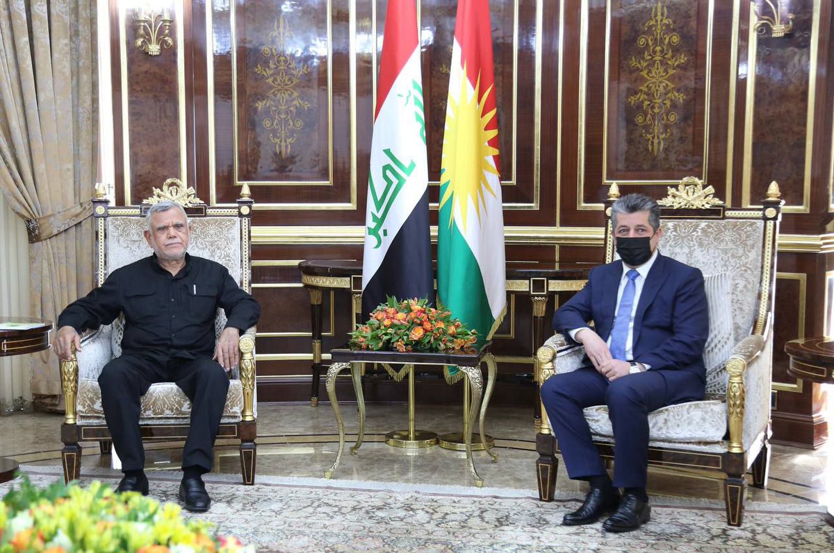 moonshs3's tweet photo. العامری يلتقي  رئيس وزراء إقليم کردستان https://t.co/Gfkrp4keCe