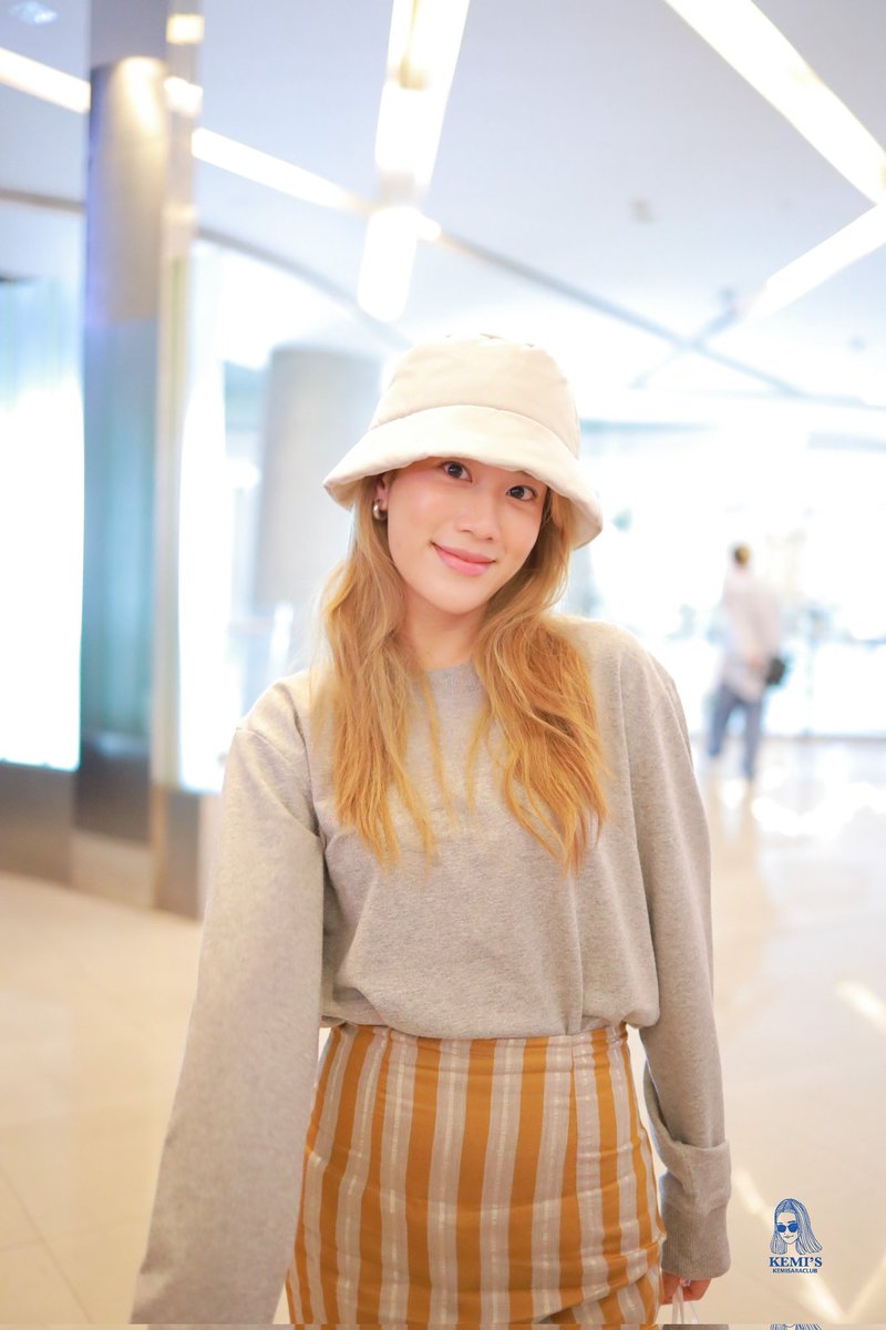 14.08.2022 || เอารูปมาฝาก วันนี้เบลล์ได้ไปร่วมชมภาพยนตร์ ใจฟูสตอรี่ รอบแฟนคลับกับทีมศนันมา น่ารักเหมือนเดิม🥰 

#jaifustorywithfonsanan
<a href="/kemisarabelle/">Kemi P.</a> <a href="/sananthachatth/">sananthachat</a> #เบลล์ฝน #kemisarabelle #sananthachat