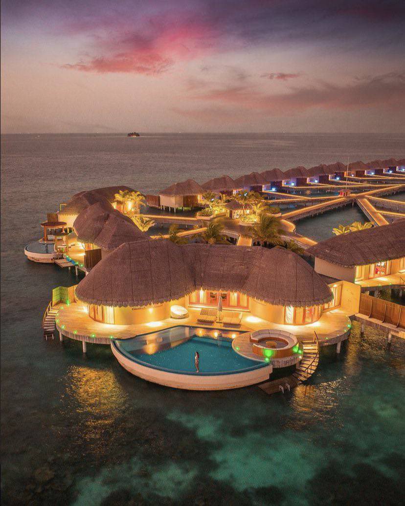 tmbIrpics's tweet photo. Beauty of the Maldives Islands at night https://t.co/gMmZtTbdyX
