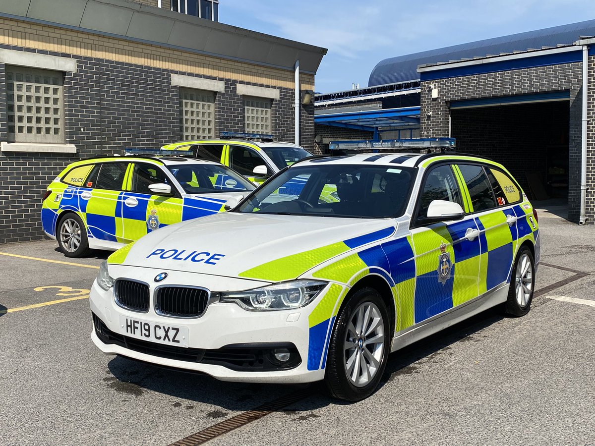 ShaunfromDurham's tweet photo. 11 cars cleaned today for @DurhamRAPol, not bad for 8hrs #volunteering! #CleanToBeSeen #PositiveImage 🚔 https://t.co/vue2x2EYH9