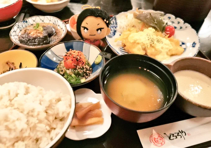じゃみるくんごはんいっぱいだったねえとろろはご飯が飲み物になるんだよ 