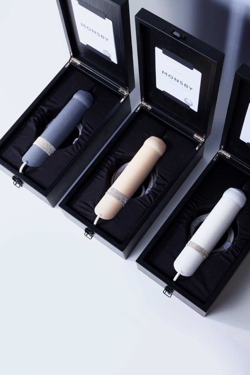 Some crystals for your lamp. Available at Monsby.com #design #lamp #monsby #milan #classic