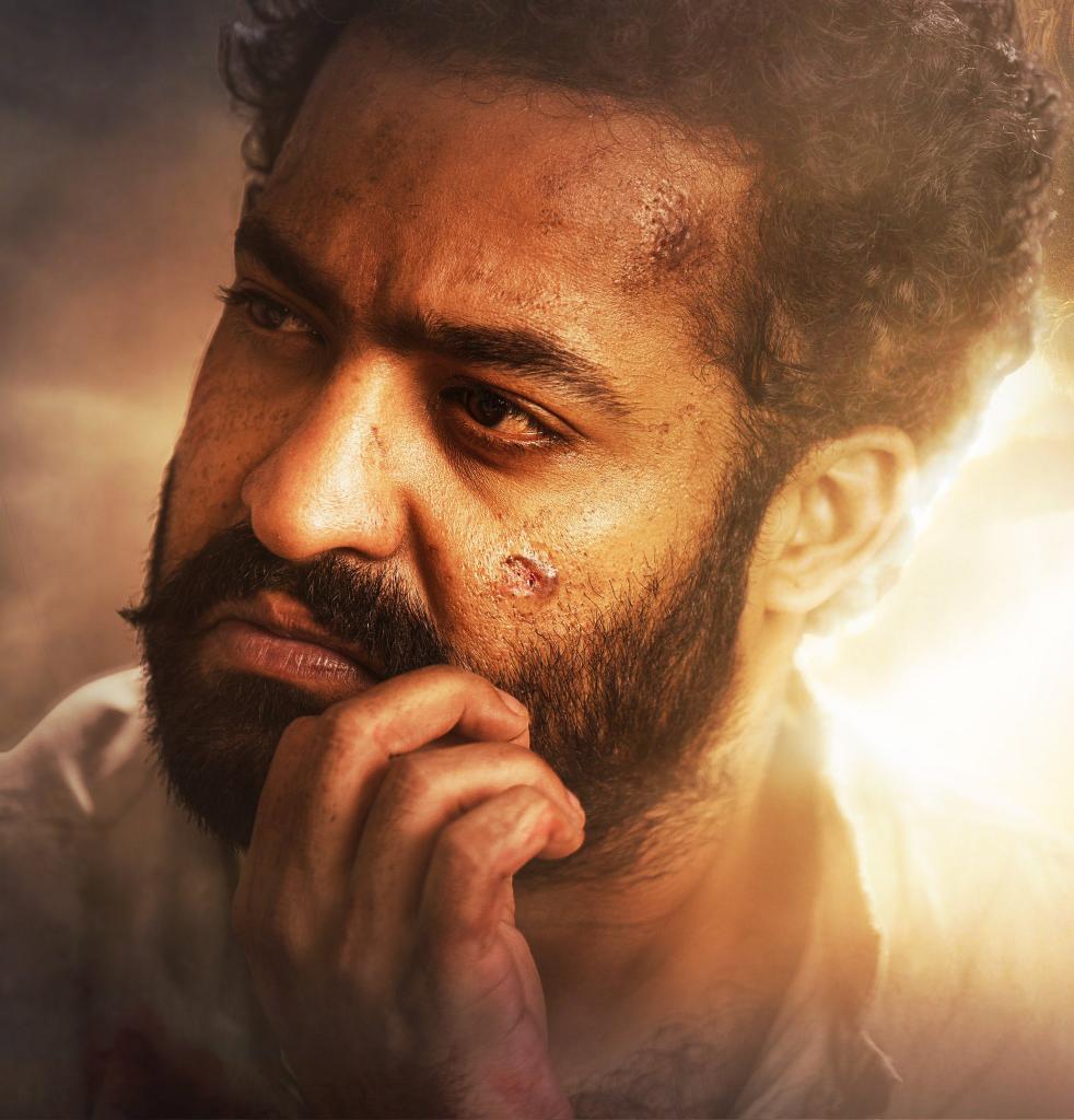 Jerry_twitts's tweet photo. Acting wise @tarak9999 anna >>> @AlwaysRamCharan
#NT30 https://t.co/UJiNFzziye