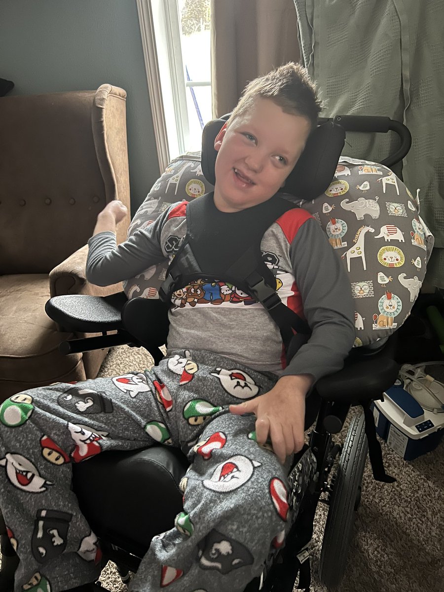 Caseywootie's tweet photo. @BranMan09 @Coheed Here’s Lochlan, our Vaxis. There’s no one in the world quite like him. https://t.co/5MHMs3hn42
